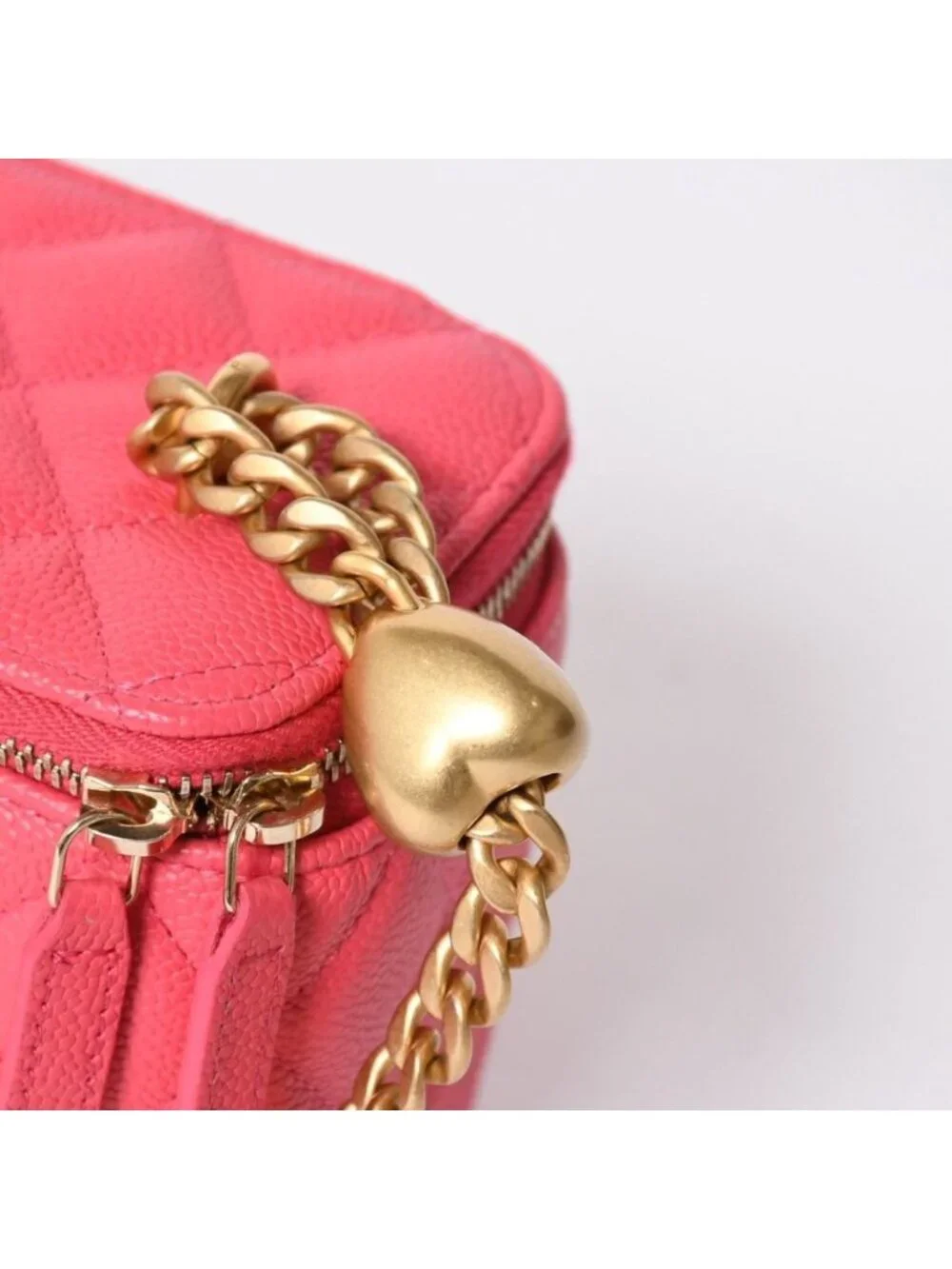 Chanel Quilted Caviar Leather Small Vanity Case Pink Makeup Bag Gold